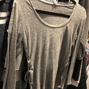 Grey long sleeve everyday shirt